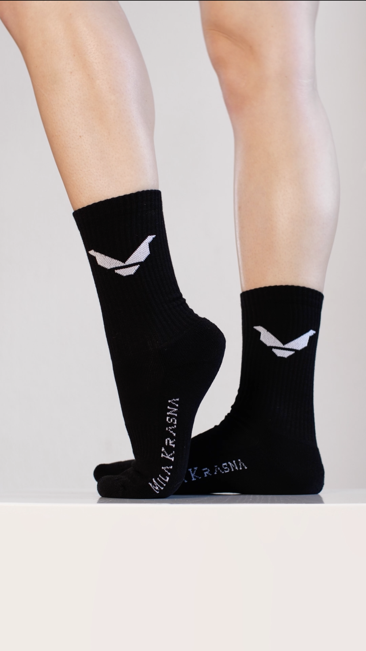 MilaKrasna_socks_black