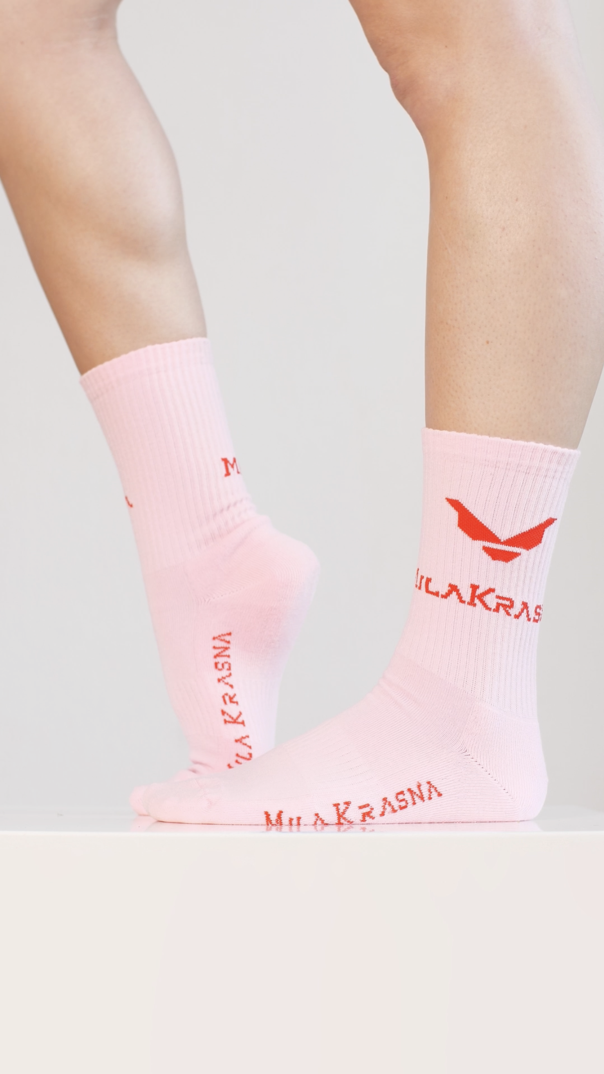 MilaKrasna_socks_pink